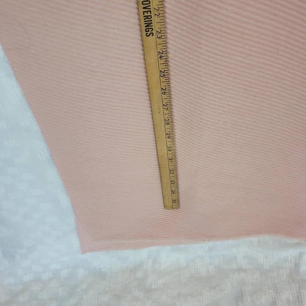 Lands End pale pink wide scarf ribbed with fringe ends cozy warm soft fabric - Picture 6 of 8